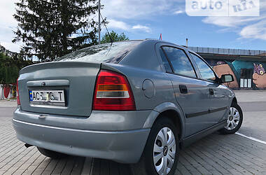 Хэтчбек Opel Astra 2003 в Луцке