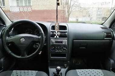 Седан Opel Astra 2007 в Александрие