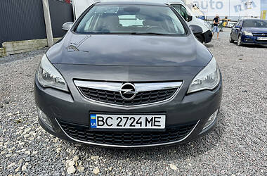 Хетчбек Opel Astra 2010 в Львові