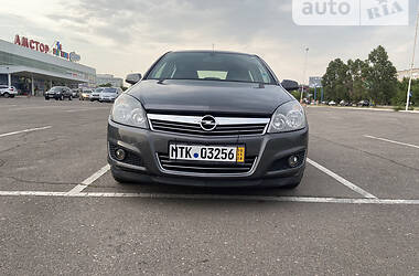 Хэтчбек Opel Astra 2009 в Северодонецке
