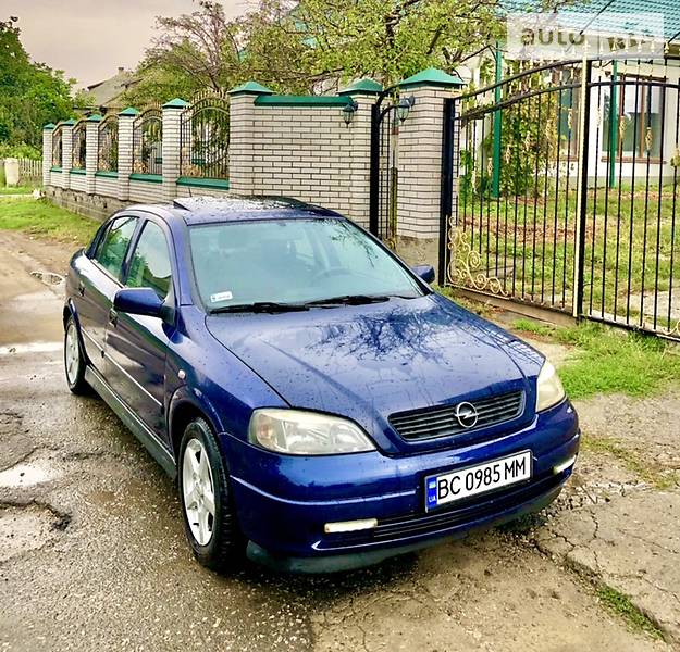 Хэтчбек Opel Astra 2002 в Одессе