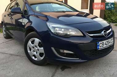 Универсал Opel Astra 2013 в 