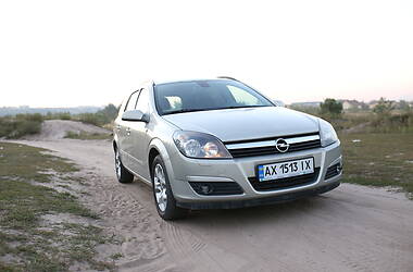 Універсал Opel Astra 2005 в Харкові