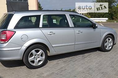 Универсал Opel Astra 2008 в Камне-Каширском