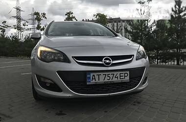 Універсал Opel Astra 2015 в Івано-Франківську