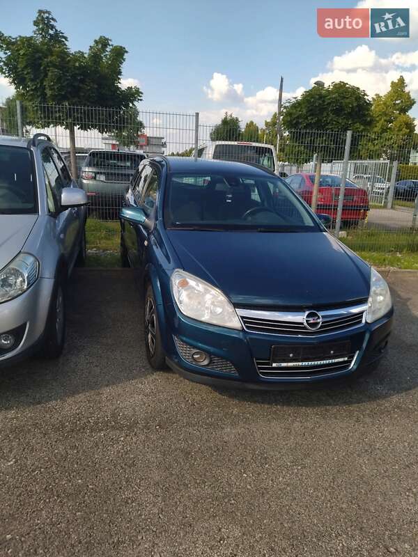 Універсал Opel Astra 2007 в Млиніві