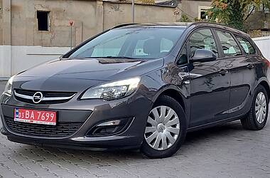 Универсал Opel Astra 2014 в Одессе