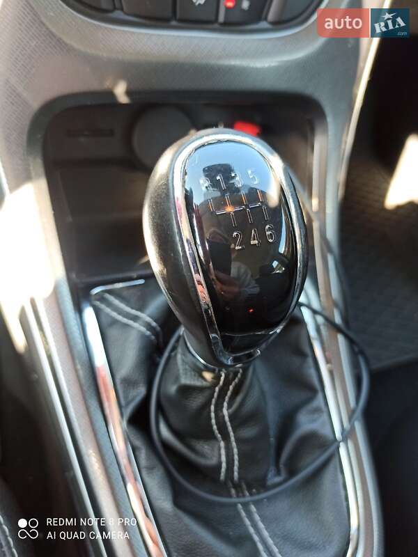 Универсал Opel Astra 2012 в Львове