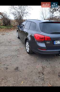 Універсал Opel Astra 2010 в Шептицькому