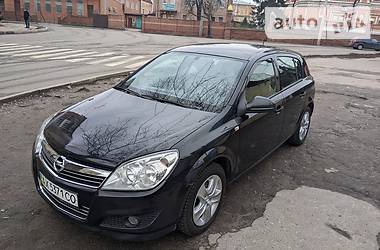 Хэтчбек Opel Astra 2011 в Харькове