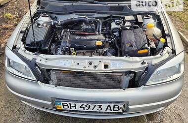 Седан Opel Astra 2006 в Подольске