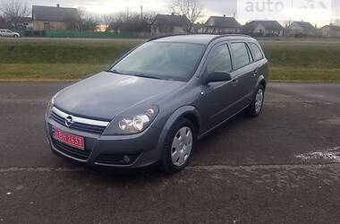 Универсал Opel Astra 2005 в Здолбунове