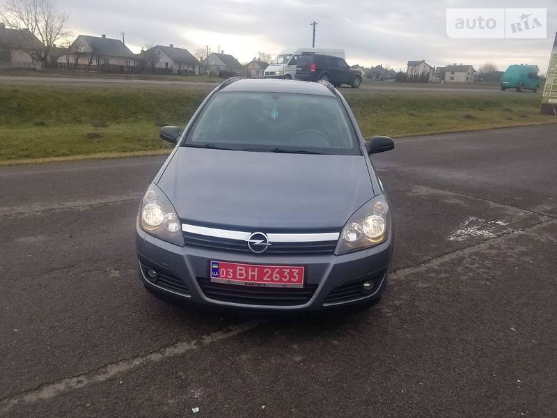 Универсал Opel Astra 2005 в Здолбунове