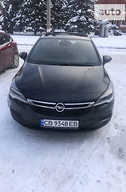 Универсал Opel Astra 2016 в Чернигове