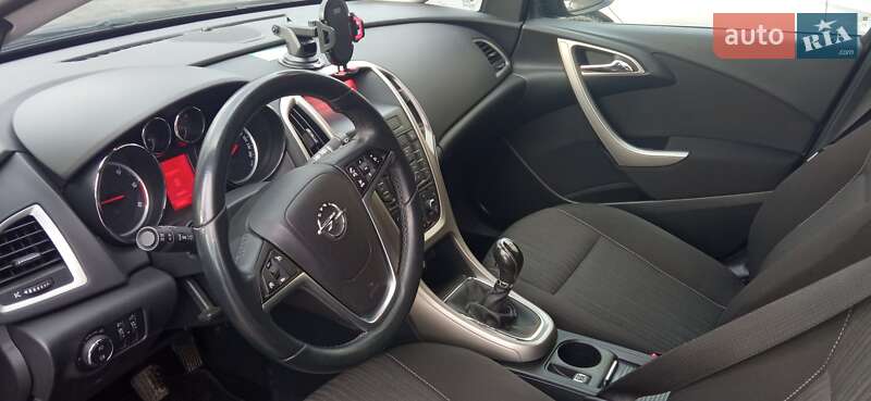 Універсал Opel Astra 2011 в Шептицькому