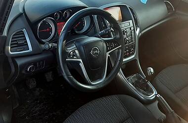 Универсал Opel Astra 2014 в Луцке