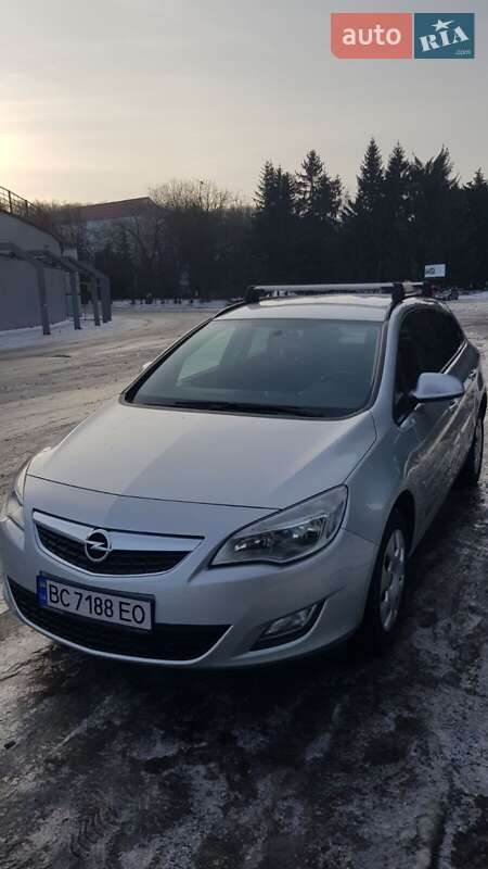 Универсал Opel Astra 2011 в Львове фото 15 Универсал Opel Astra 2011 в Львове