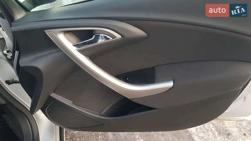 Универсал Opel Astra 2011 в Львове фото 23 Универсал Opel Astra 2011 в Львове
