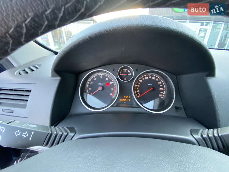 Хэтчбек Opel Astra 2009 в Кременчуге фото 24 Хэтчбек Opel Astra 2009 в Кременчуге