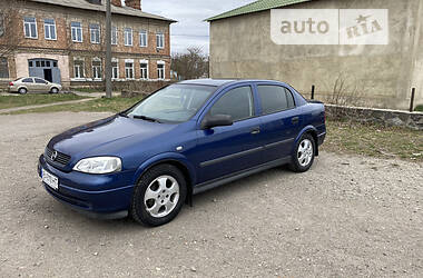 Седан Opel Astra 2005 в Жмеринке