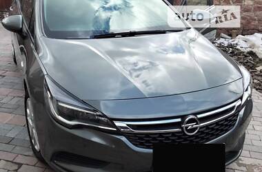 Универсал Opel Astra 2017 в Житомире