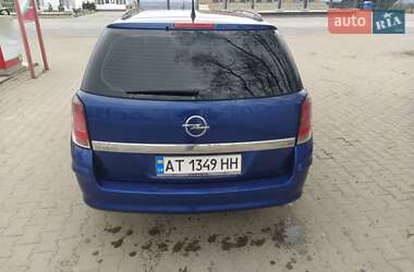 Універсал Opel Astra 2004 в Снятині