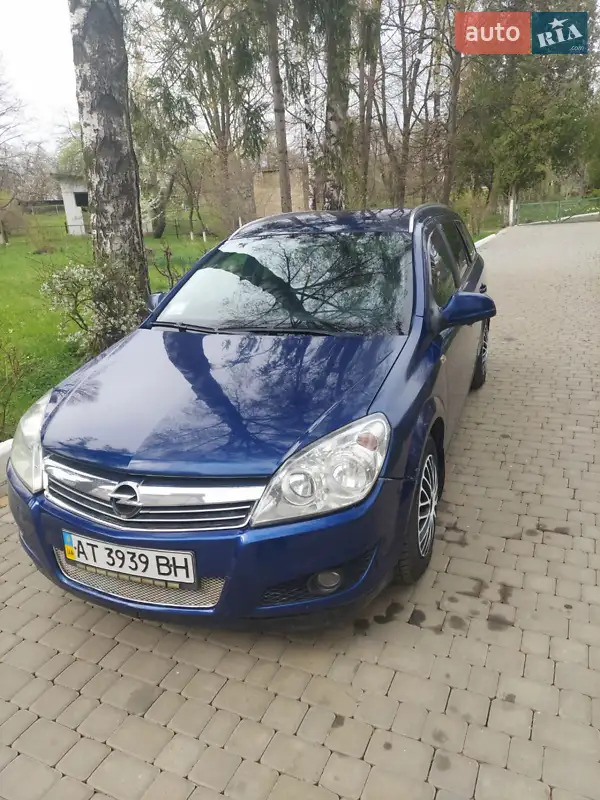 Opel Astra 2010