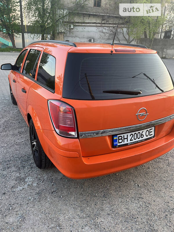 Универсал Opel Astra 2005 в Одессе