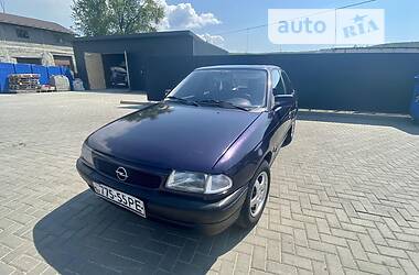 Хетчбек Opel Astra 1994 в Ужгороді