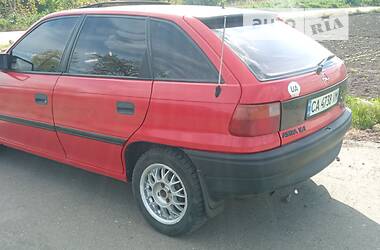 Хетчбек Opel Astra 1992 в Жашківу