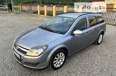 Универсал Opel Astra 2006 в Иршаве