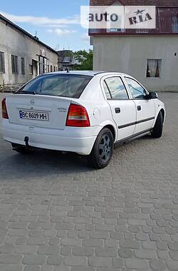 Хетчбек Opel Astra 2000 в Дрогобичі