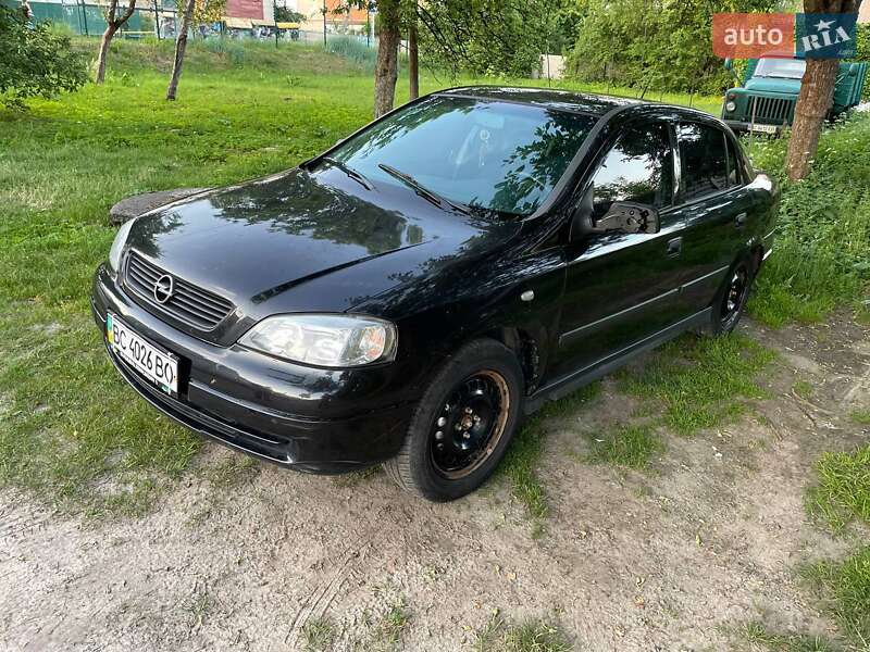 Седан Opel Astra 2008 в Львове