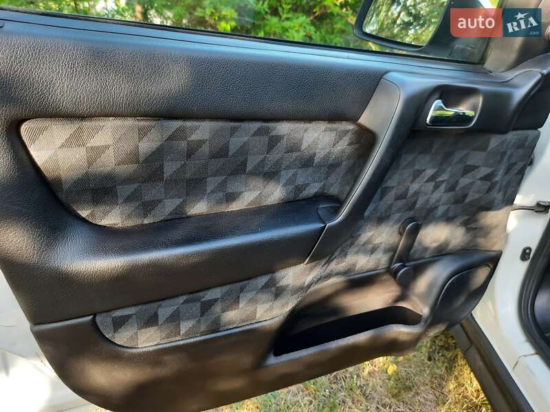 Універсал Opel Astra 1998 в Бару