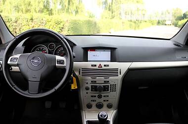 Универсал Opel Astra 2009 в Белой Церкви