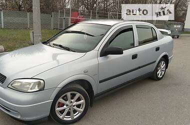 Седан Opel Astra 2004 в Запоріжжі