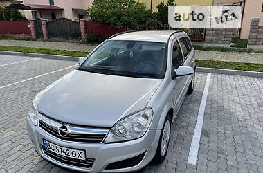 Универсал Opel Astra 2008 в Стрые