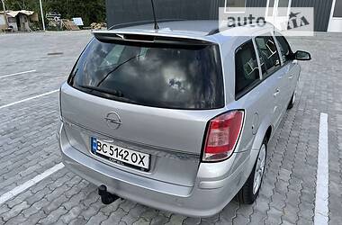 Универсал Opel Astra 2008 в Стрые