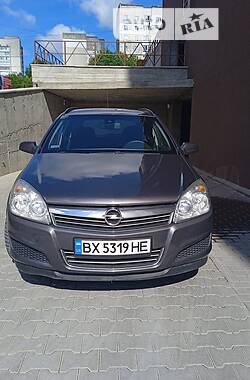 Универсал Opel Astra 2009 в Хмельницком