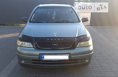 Седан Opel Astra 2005 в Кропивницком