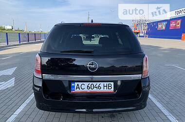 Универсал Opel Astra 2008 в 