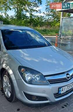 Седан Opel Astra 2011 в 