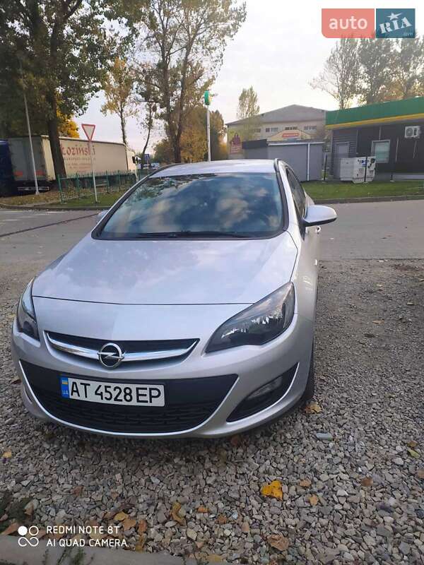Opel Astra 2013
