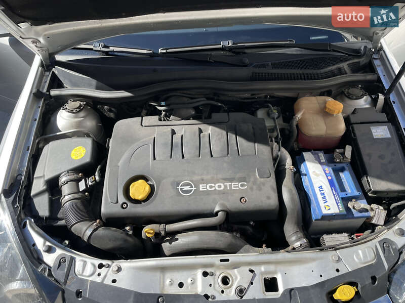 Универсал Opel Astra 2010 в Луцке фото 5 Универсал Opel Astra 2010 в Луцке