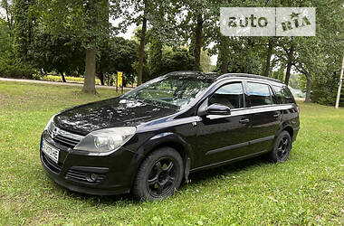 Універсал Opel Astra 2006 в Новій Ушиці