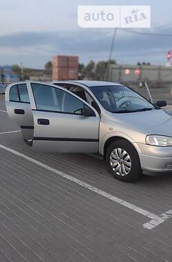 Седан Opel Astra 2005 в Борисполі
