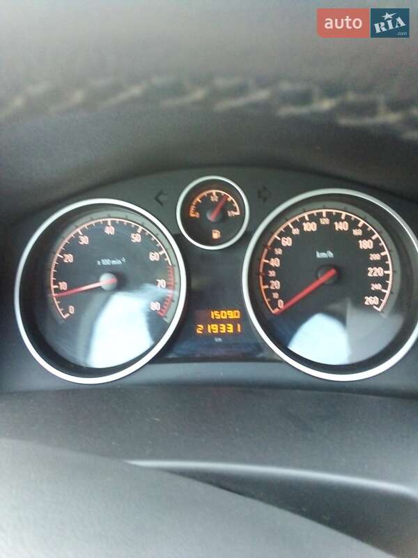 Универсал Opel Astra 2009 в Виннице