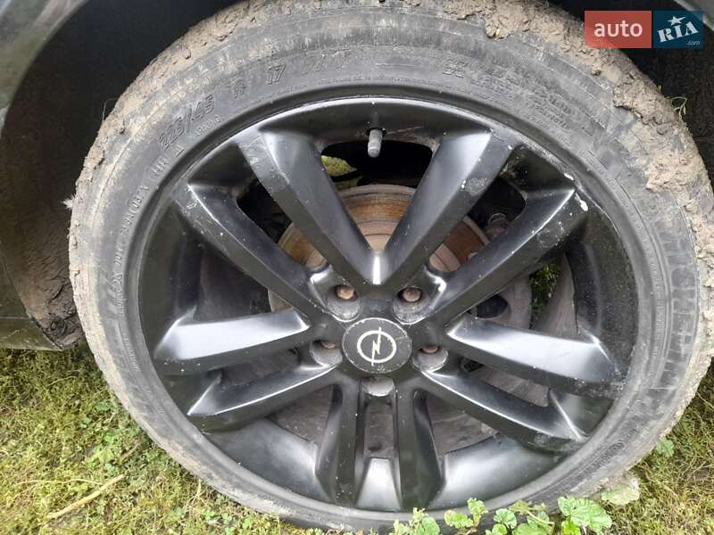 Універсал Opel Astra 2005 в Сумах