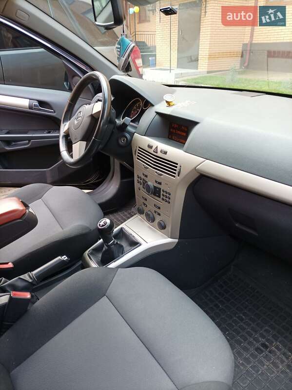 Універсал Opel Astra 2008 в Нетішині