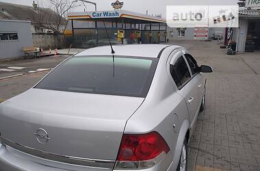 Седан Opel Astra 2008 в Харькове